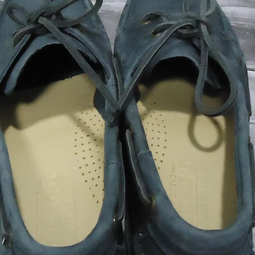 SIZE 11. Sebago Docksides boat shoes